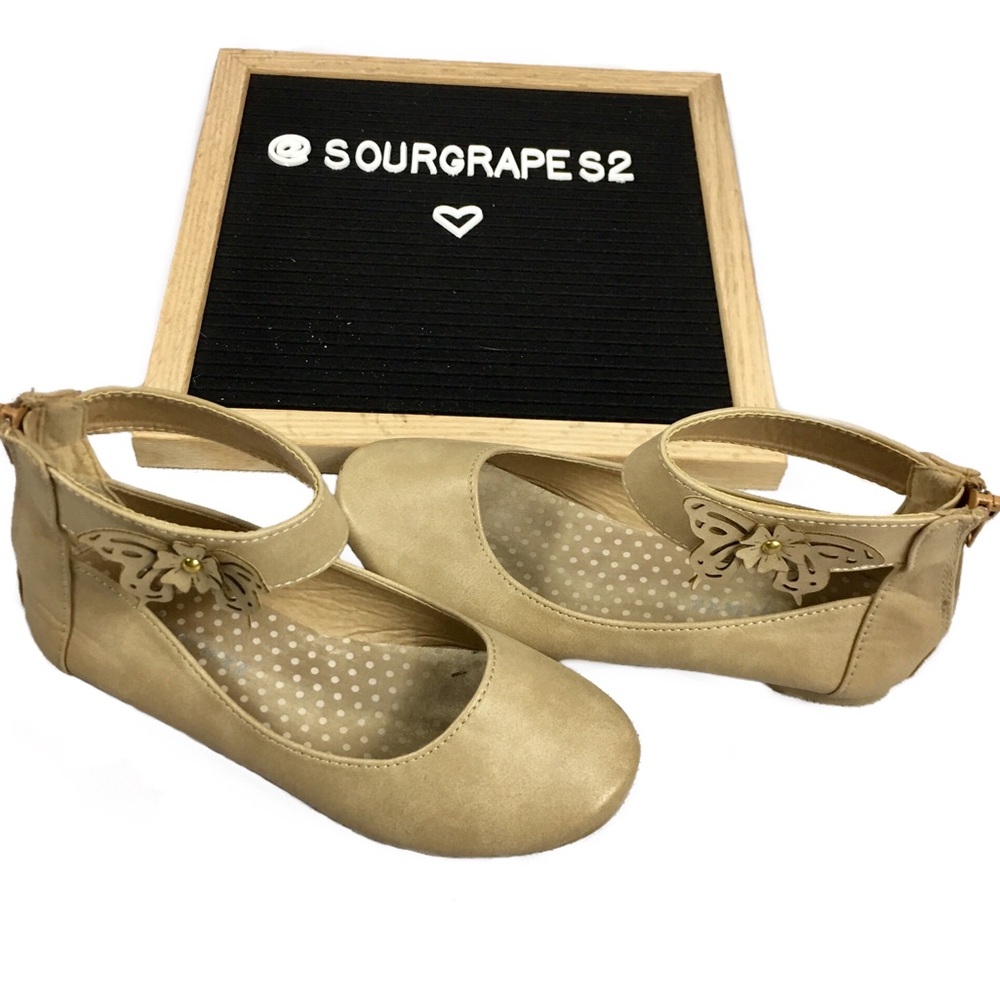 Styluxe Girl’s Tan Ankle Strap Zip Flats Size 2